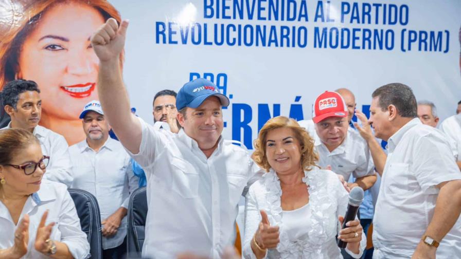 Diputada María Mercedes Fernández que renunció del PLD fue juramentada en el PRM