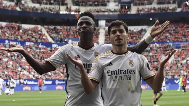 Con doblete de Vinícius, Real Madrid sale airoso en visita a Osasuna