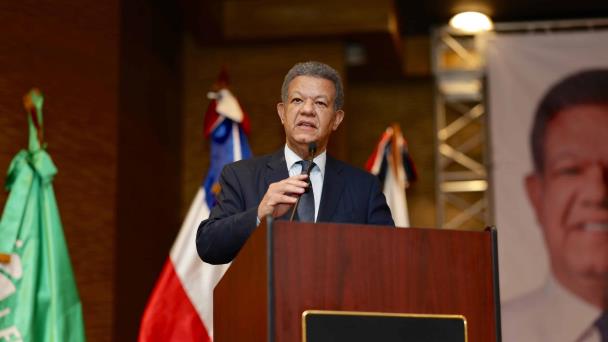 Leonel Fernández acepta participar en debate presidencial