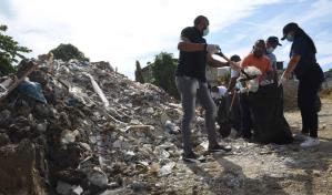 Caasd realiza jornada de limpieza en cañada La 800