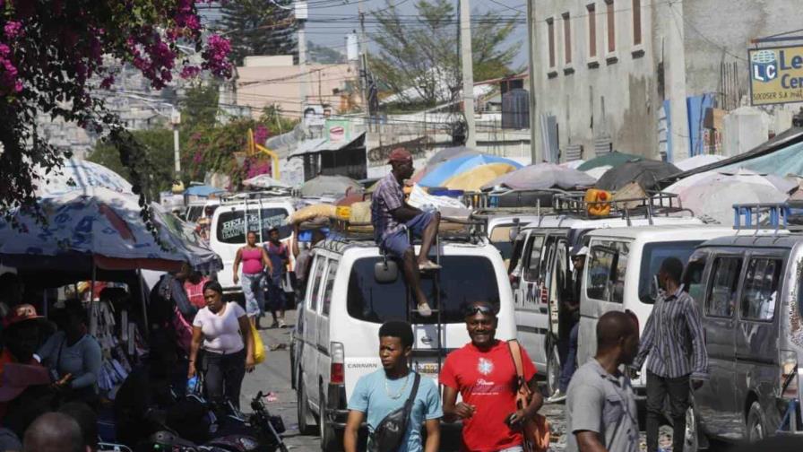 EE.UU. anuncia un plan para evacuar a sus ciudadanos atrapados en Haití