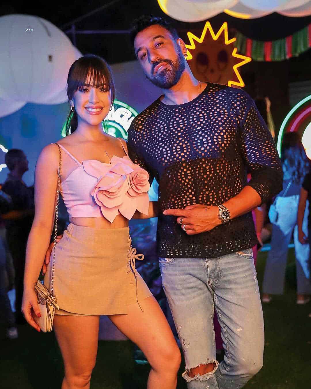 Liza Blanco y Jhoel López.