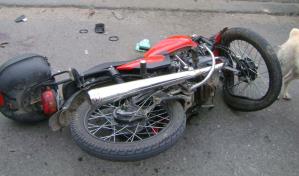 Mujer muere y su pareja resulta herido en accidente de tránsito en Boca de Yuma