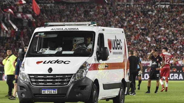 Futbolista Javier Altamirano convulsiona por trombosis cerebral, determinan estudios médicos