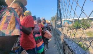 Tras muerte de comerciante haitiana, Cesfront instala malla de protección en puente fronterizo