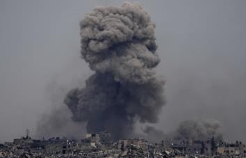 Combates entre Israel y Hamás en los alrededores del mayor hospital de Gaza