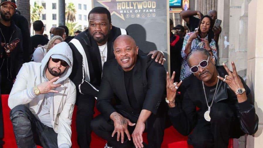 Rapero Dr. Dre recibe estrella en el Paseo de la Fama de Hollywood