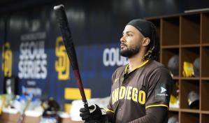 Video | Tatis Jr. no se conforma con lo logrado en los jardines en el 2023