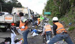 Obras Públicas recoge 240 toneladas de residuos cada mes en carreteras del país