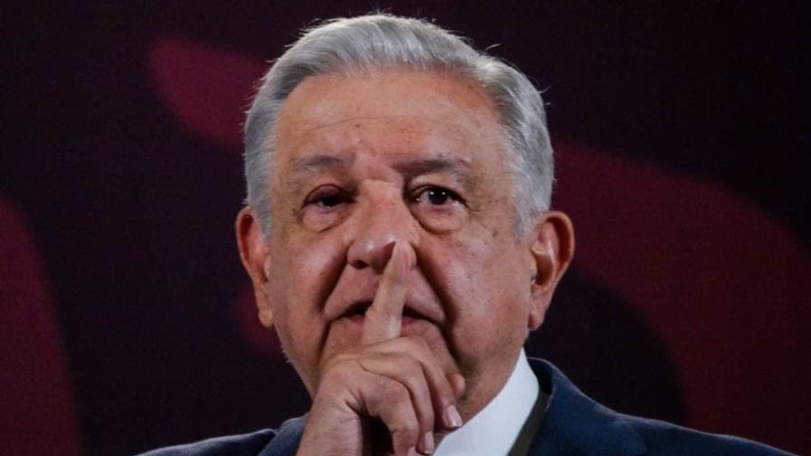 Presidente de México avisa que no aceptará a deportados por la ley draconiana de Texas