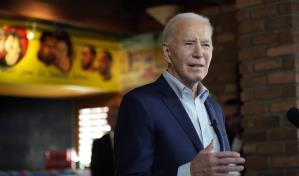 Biden anuncia acuerdo multimillonario con Intel para instalar plantas de chips