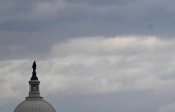 Congreso de EE.UU. cierra por 15 días, sin acuerdos sobre las ayudas para Ucrania y Haití