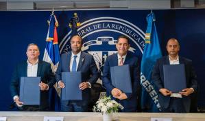 Banreservas firma acuerdo con bodegueros para promover educación financiera de dominicanos en EEUU