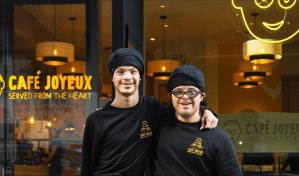 Un café francés en Nueva York da trabajo a personas con discapacidad