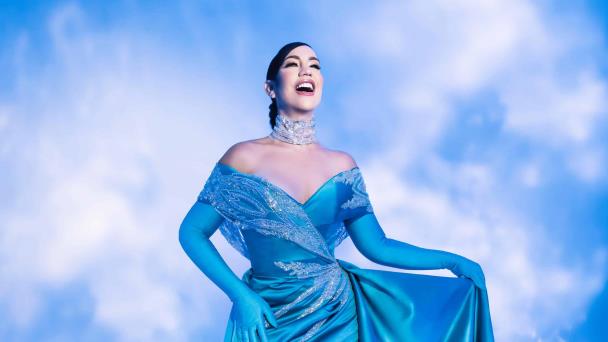 “Le Turquoise Belle”, una obra de arte de JC Lagares en Premios Soberano