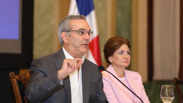 Nuevo reglamento de compras cambia normas para suplidores