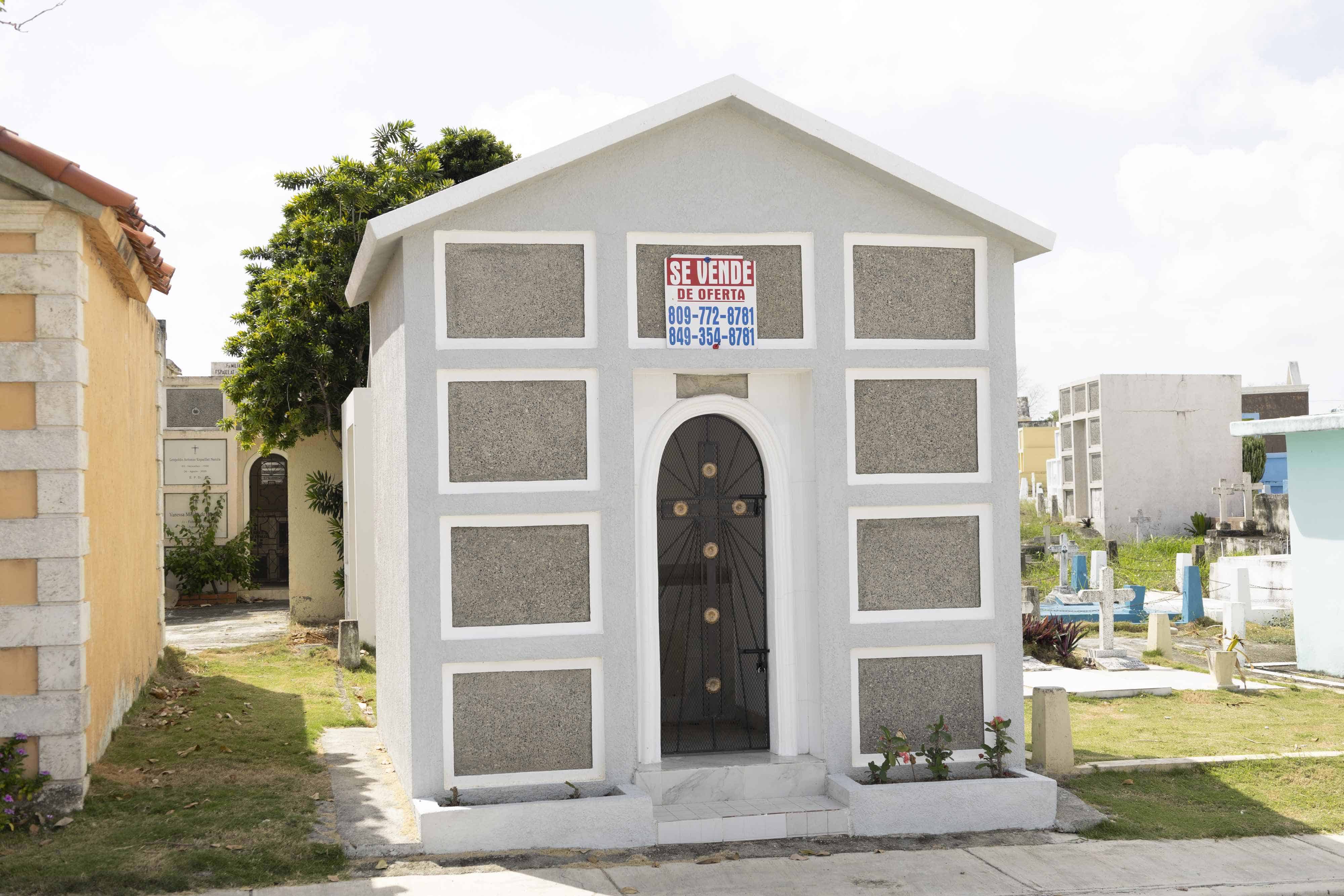 Panteón en venta en el Cristo Redentor.