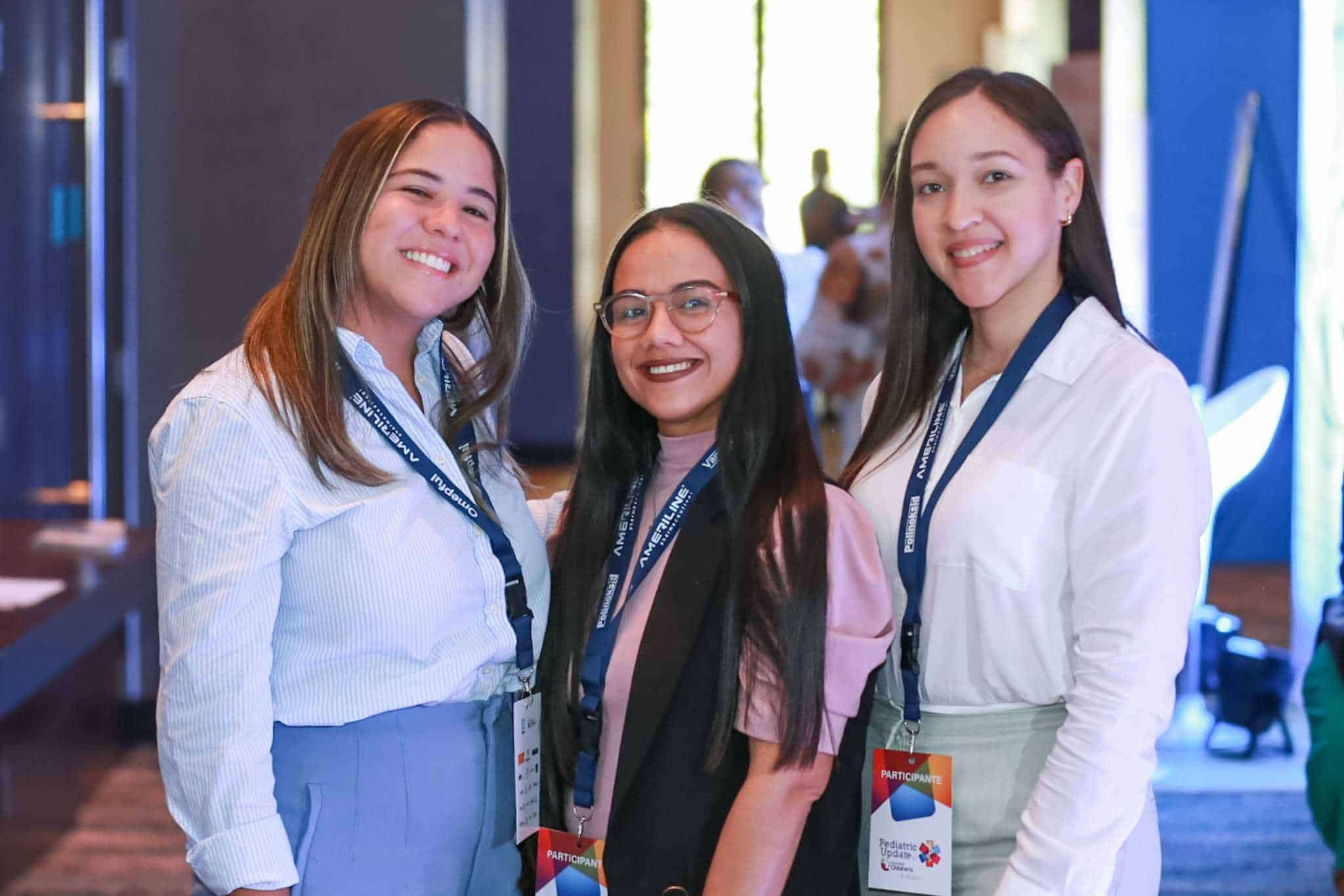 Ana Medina, Katerin Franco y Mariel Martínez.