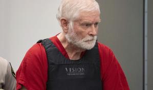 Juzgan a ganadero de Arizona por muerte a tiros de migrante en su propiedad