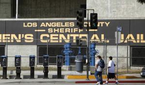 Falta de autobuses impide que reclusos de prisiones de Los Ángeles comparezcan ante tribunales