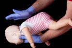 Cómo prevenir casos de asfixia por atragantamiento en bebés Cómo prevenir casos de asfixia por atragantamiento en bebés