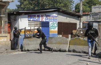 La Policía de Haití mata a tiros a un destacado líder de una pandilla que se había fugado de prisión