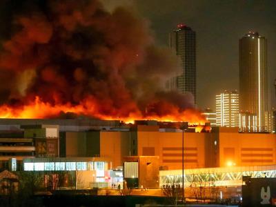 El ataque en Moscú siembra terror al matar 40 personas en concierto