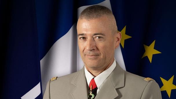 El apoyo a Ucrania podría ir más allá de la entrega de armas, según el jefe del Estado Mayor francés