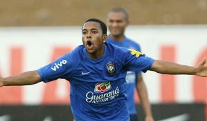 Robinho es detenido en Brasil para pagar condena por violación