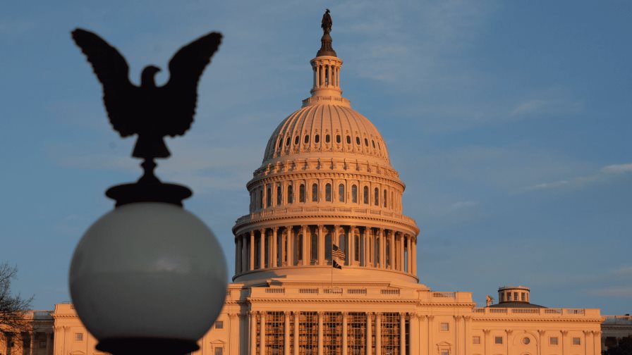 Congreso de EEUU tiene hasta medianoche para aprobar el presupuesto