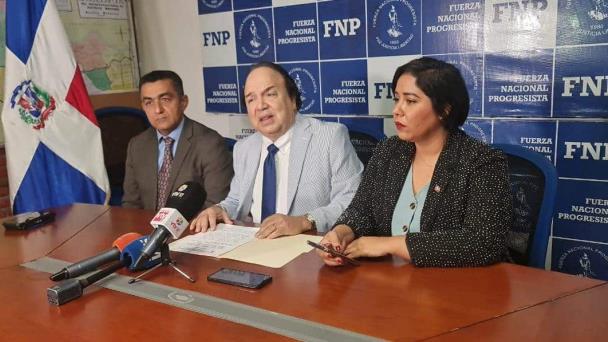 Vinicio Castillo asegura aceptar refugiados implicaría fusión y “mudanza” de Haití a RD