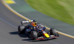 Verstappen saldr&aacute; desde la pole en Australia, seguido de Carlos Sainz y Sergio P&eacute;rez