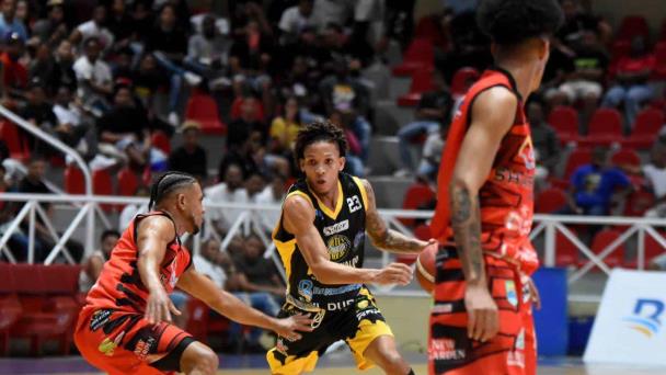 Eduardos del Batey gana en tiempo extra en baloncesto de Puerto Plata