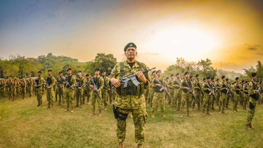 Una misión del Ejército de El Salvador se prepara para brindar apoyo médico en Haití