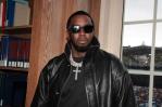 Agentes federales allanan mansiones del rapero Sean Diddy Combs en Los Ángeles y Miami Agentes federales allanan mansiones del rapero Sean Diddy Combs en Los Ángeles y Miami