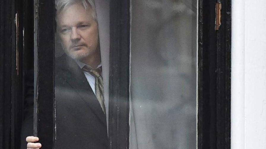 Justicia británica fallará el martes sobre recurso de Assange contra su extradición a EEUU