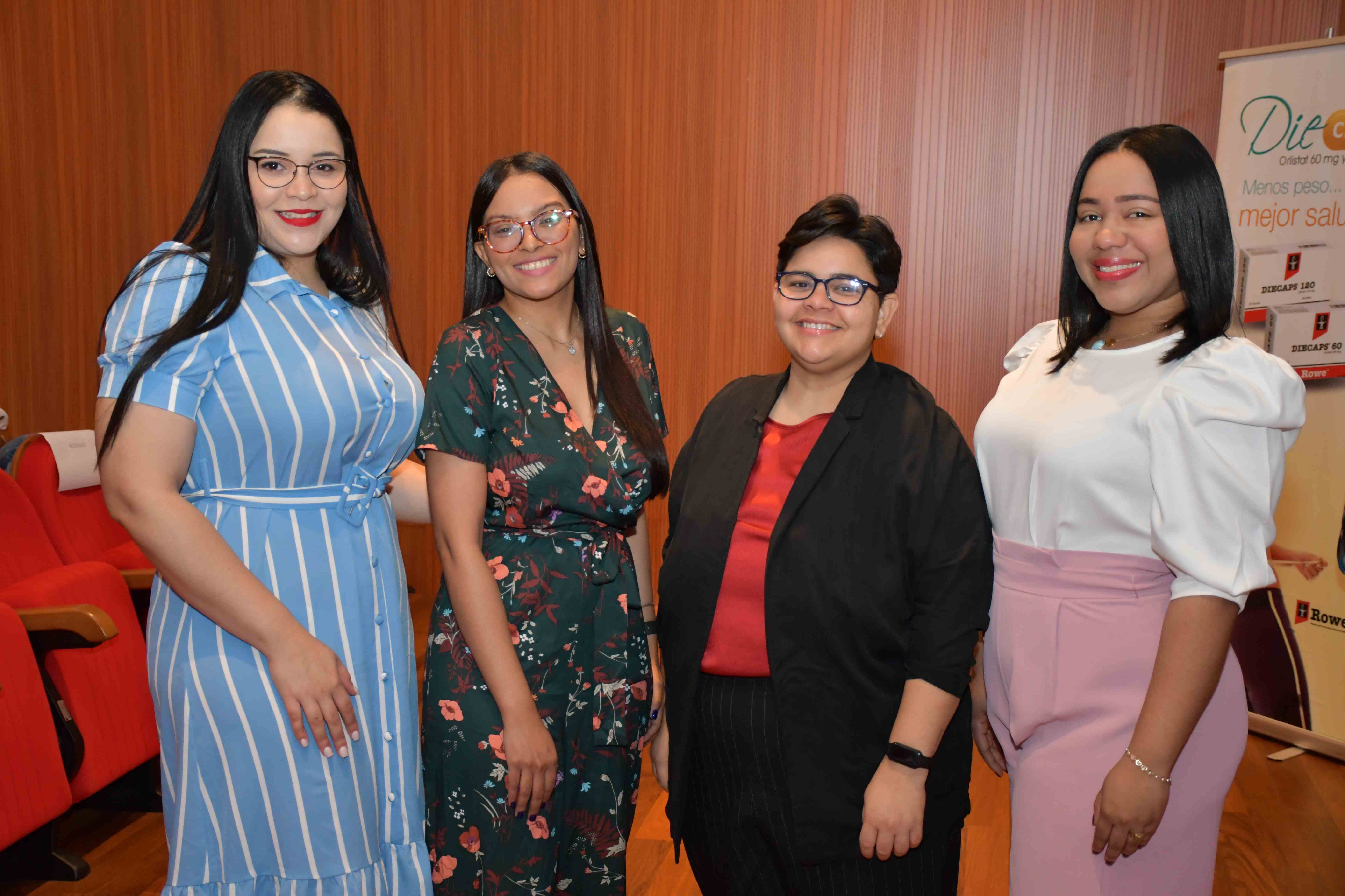 Anggie Collado, Yaniris Acosta, Elba Caba y Vicmary Santos.
