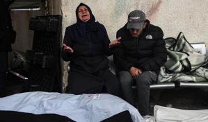 Israel y Hamás se enfrentan en intensos combates cerca de importantes hospitales en Gaza