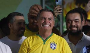 Jair Bolsonaro niega que su estadía en la embajada de Hungría sea un crimen
