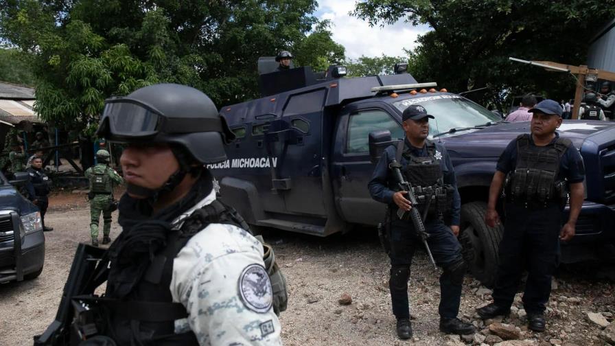 Detienen a cinco sicarios tras enfrentamiento que dejó cuatro policías heridos en oeste de México