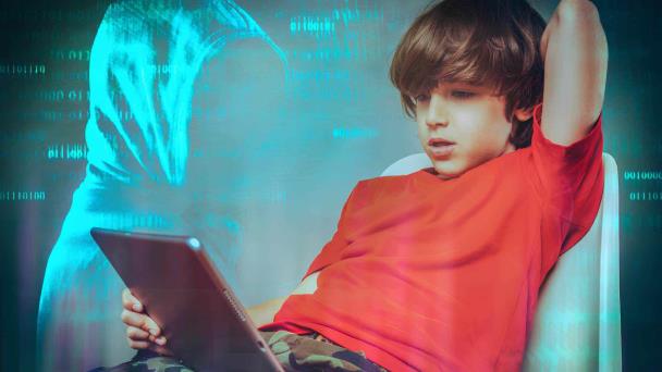 Uno de cada seis niños de 44 países sufre acoso en internet, afirma la OMS