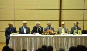 Presentación de Obras Completas en evento cultural