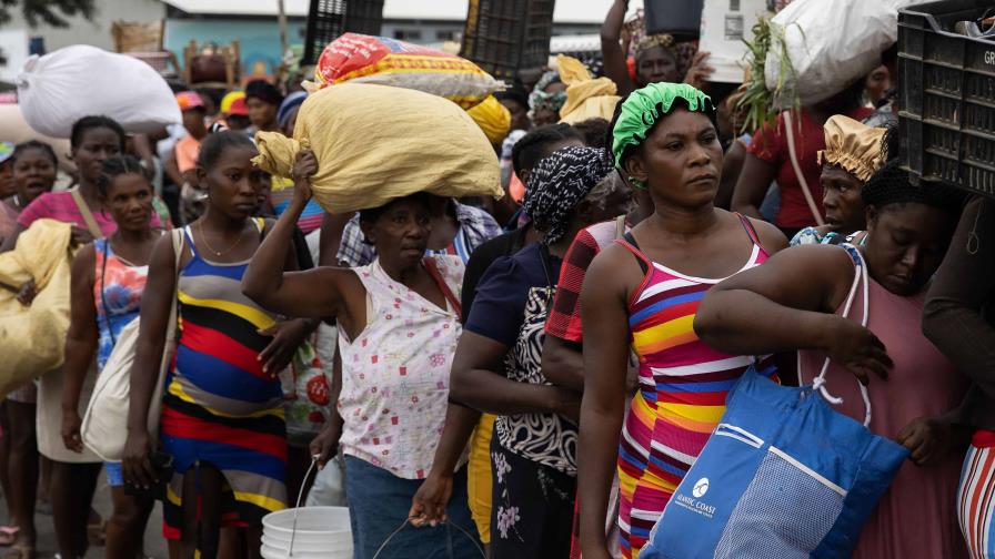 El mercado fronterizo con República Dominicana, solución de los haitianos para abastecerse