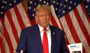 Trump a juicio el 15 de abril, la justicia reduce su fianza