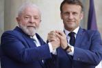 Lula recibe a Macron en la Amazonía en el inicio de su visita a Brasil Lula recibe a Macron en la Amazonía en el inicio de su visita a Brasil