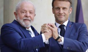 Lula recibe a Macron en la Amazonía en el inicio de su visita a Brasil