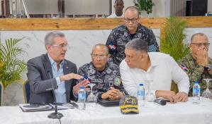 Abinader quitó limitaciones de gastos al Ministerio de Interior y a la Policía