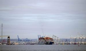 ¿Qué sabemos del puente de Baltimore? Carros cayeron en una picada de 56 metros al agua