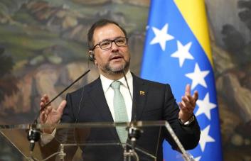Venezuela advierte de que tomará decisiones importantes respecto a su relación con la UE
