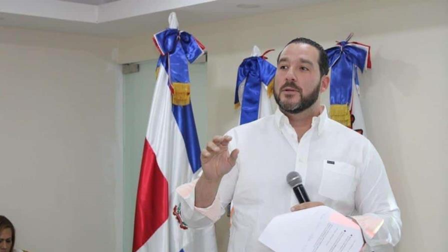 Candidato a la vicepresidencia del PRD critica sistema carcelario del país